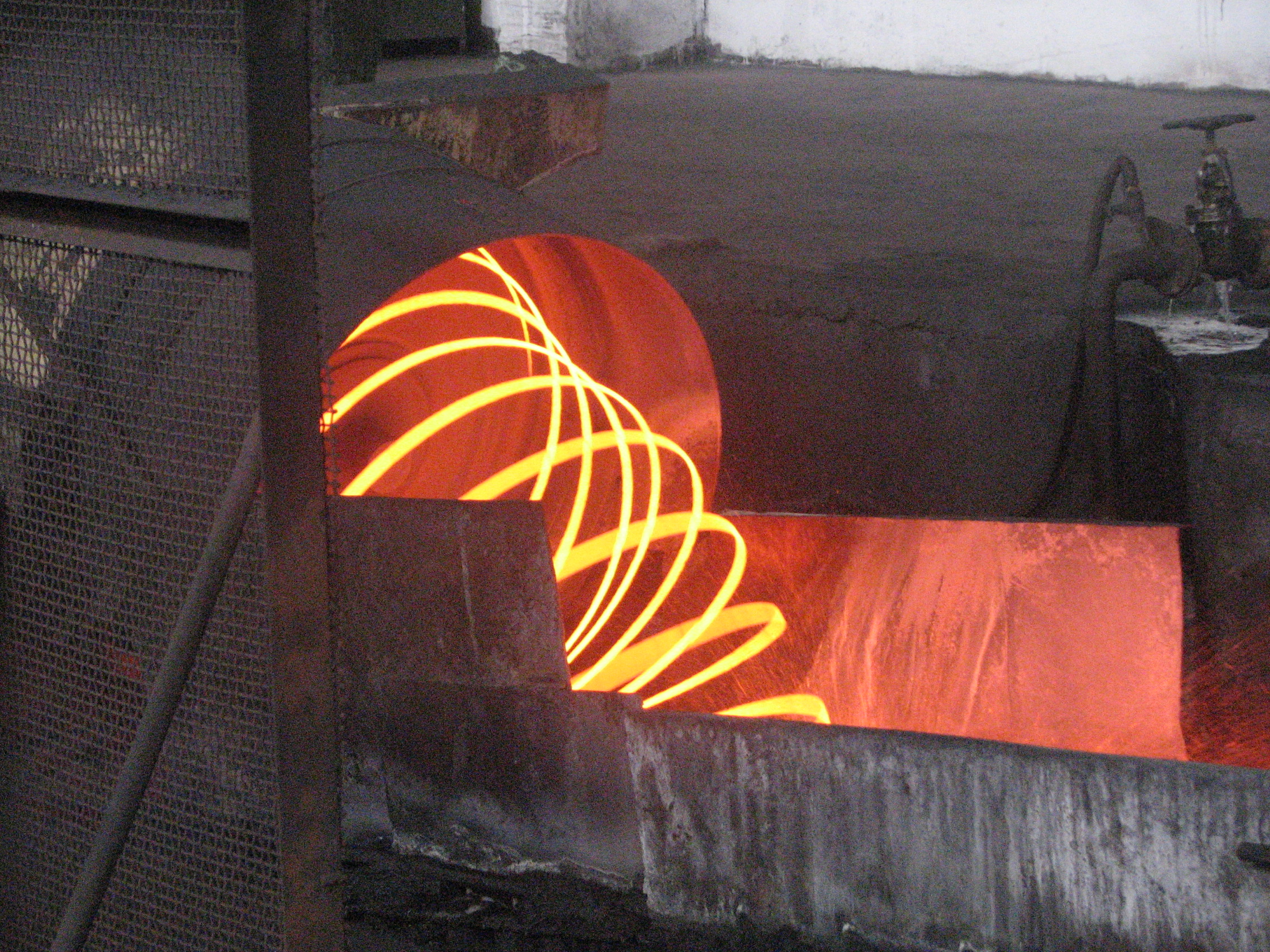 <b>鋼帶、鋼坯、鋼板、鋼條雙色紅外測溫儀</b>