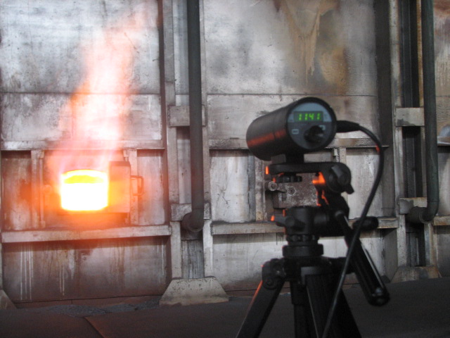 <b>RF-4A18 真空燒結(jié)爐?比色紅外線測溫儀 </b>